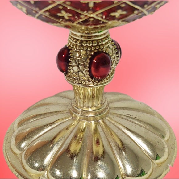 Christmas Enameled Egg Music Box Plays “Dance of the Sugar Plum Fairies”, Red - Picture 8 of 10